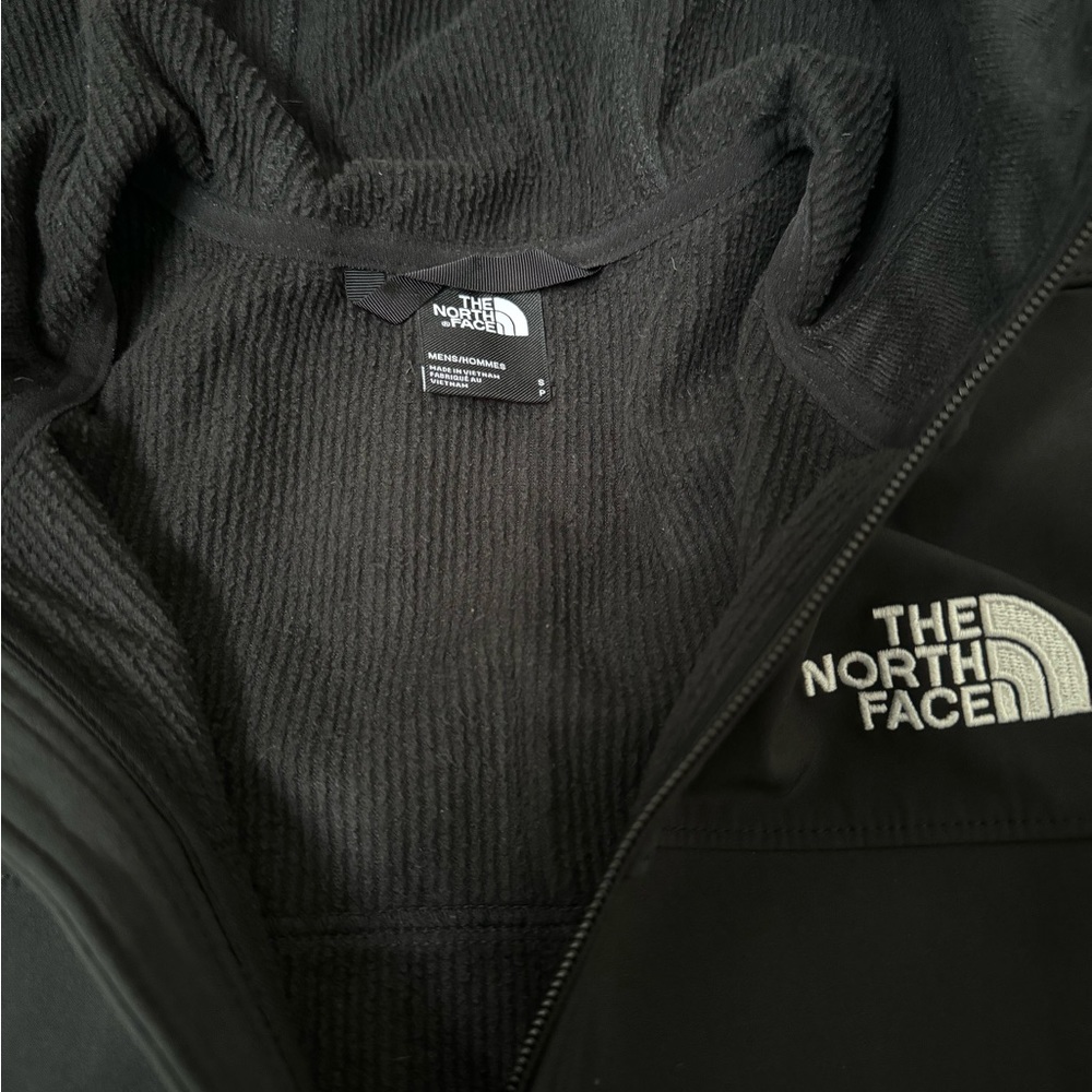 Men’s North Face Wind Wall Soft Shell Jacket - image 4